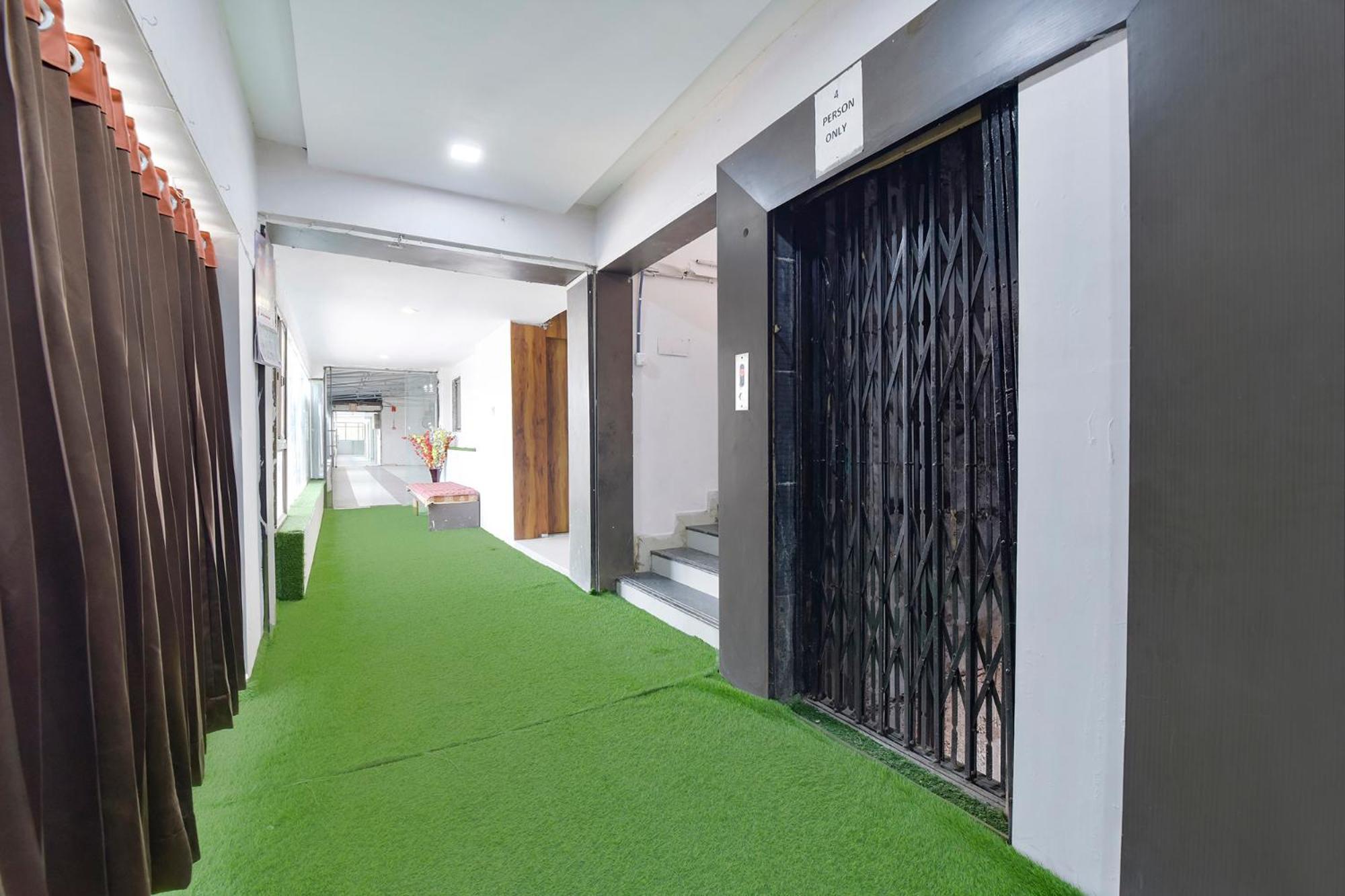 אחמדאבאד Fabhotel Star מראה חיצוני תמונה